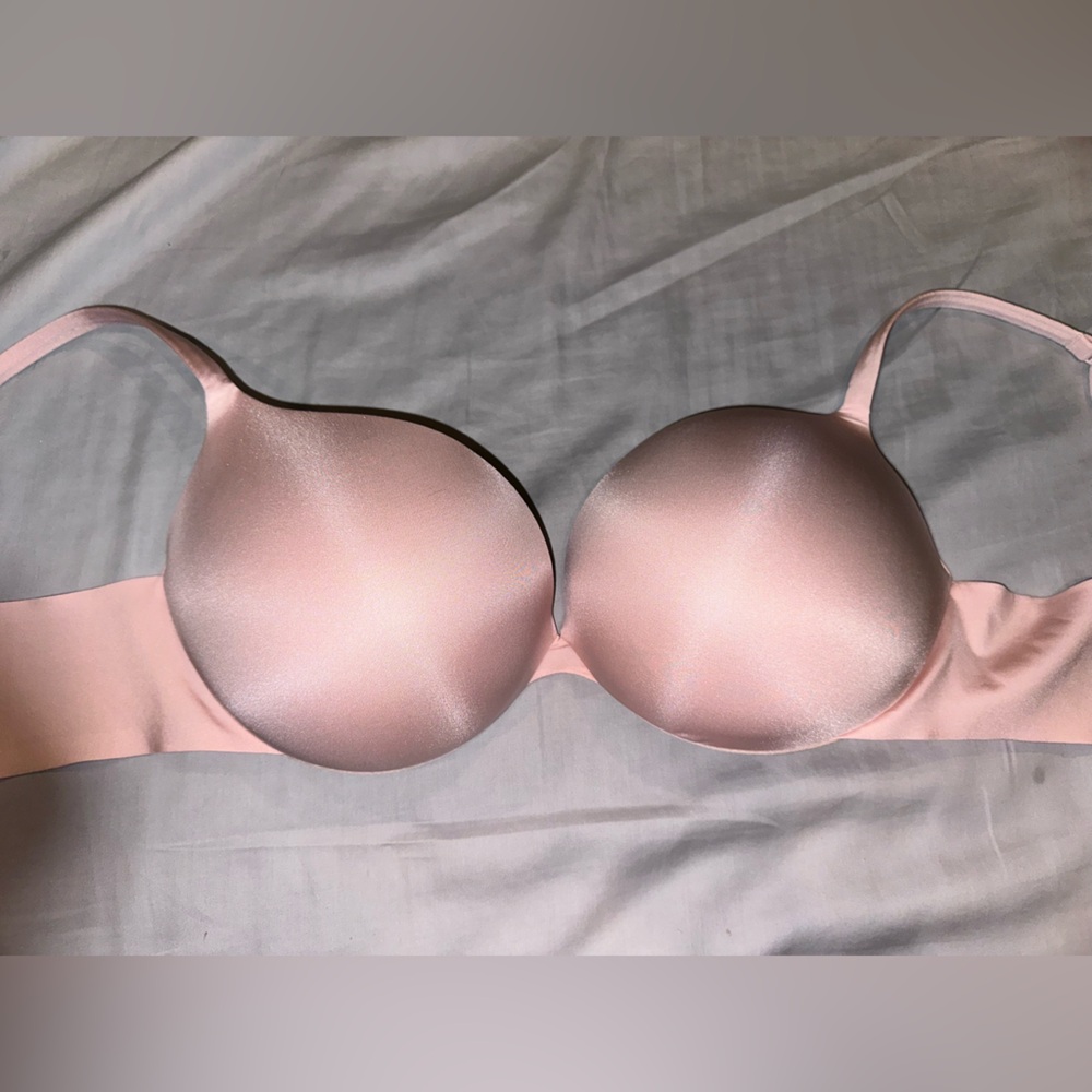 SKIMS Ultimate Push Up Plunge Bra